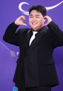 근육병 학생 돌본 공익의 정체: 개그맨 김규원 미담과 프로필·SNL 근황 총정리 image